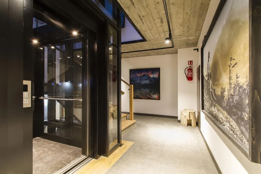 Apart-Center Pod Gwiazdami Spa 자코파네